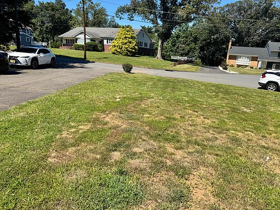 2nd image of 6 Cobb Rd