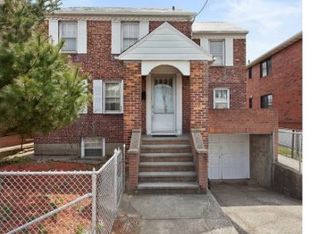 13618 61st Rd, Flushing, NY 11367