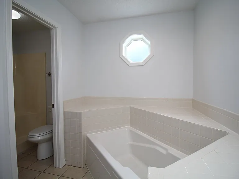 7679 Old Hickory Dr — Photo 11