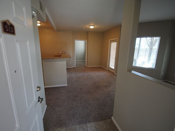 4th image of 4200 E Commerce Way Unit 513