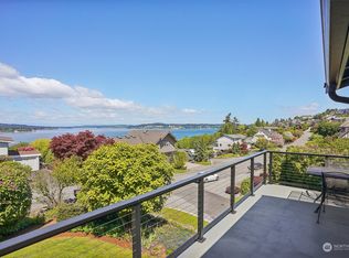 3633 Soundview Dr W, University Place, WA 98466