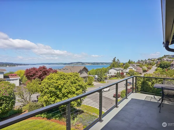 3633 Soundview Drive W, University Place, WA 98499