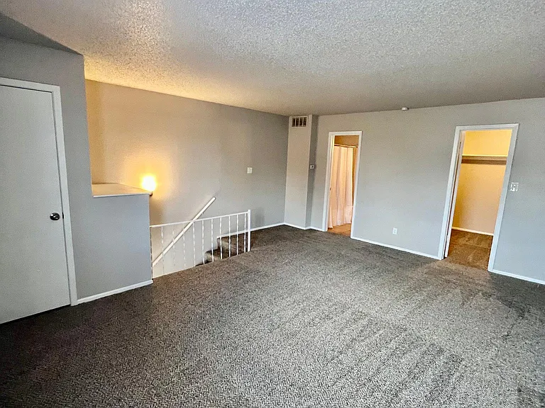 1076 Linde St — Photo 13