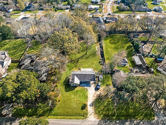2nd image of 5017 Floynell Dr