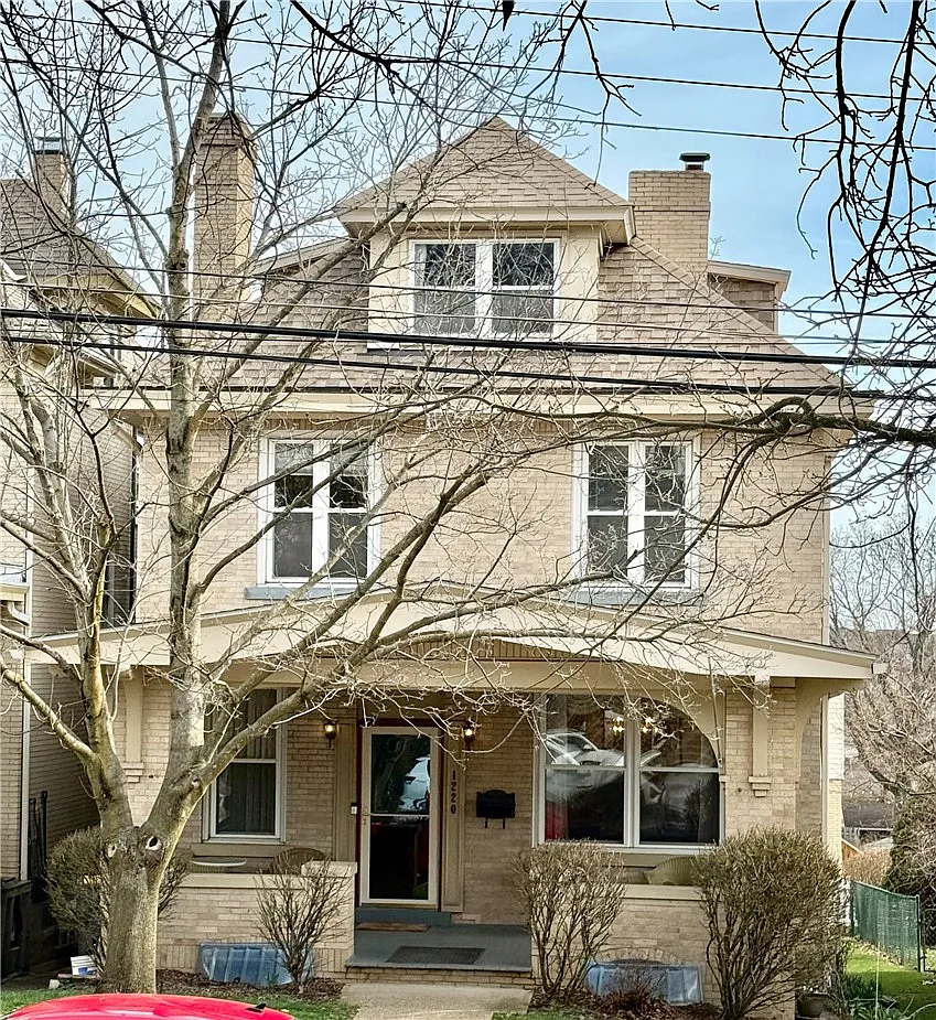 1220 Peermont Ave photo 1