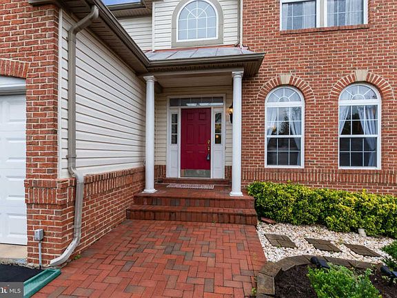 3rd image of 45559 Cheswick Park Ct