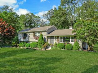 48 Benedict Rd, Bethel, CT 06801
