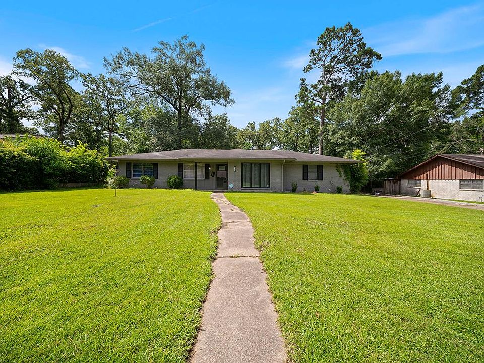 1st image of 402 Englewood Dr