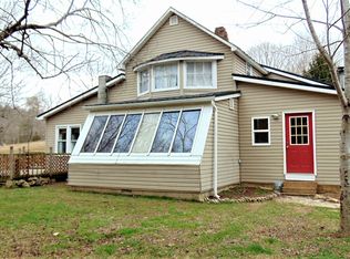 680 Tucker Rd, Lebanon, KY 40033