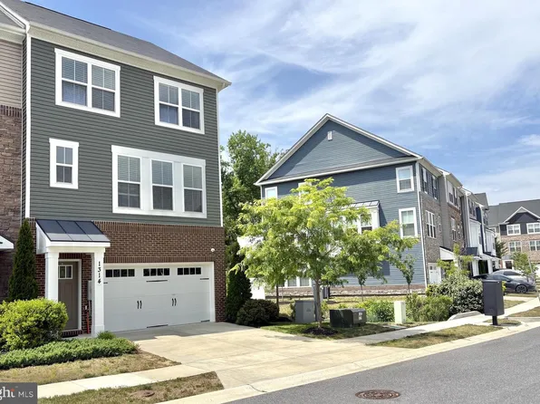 1314 Hawk Hollow Dr, Crofton, MD 21114