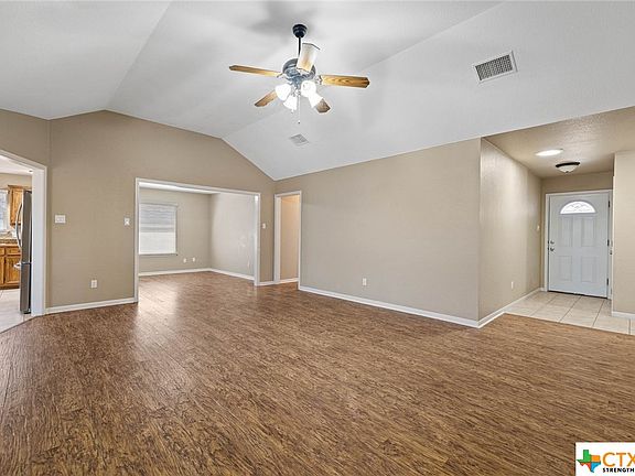 5th image of 3512 Lauren St