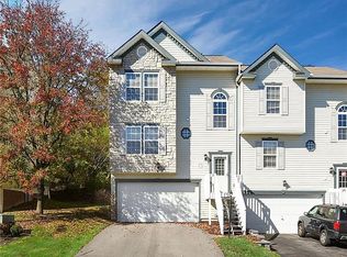 123 Cathedral Ct, Carnegie, PA 15106