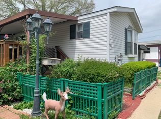 2836 4th St TRAILER 30, Peru, IL 61354