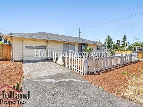 3rd image of 21820 Johnson St
