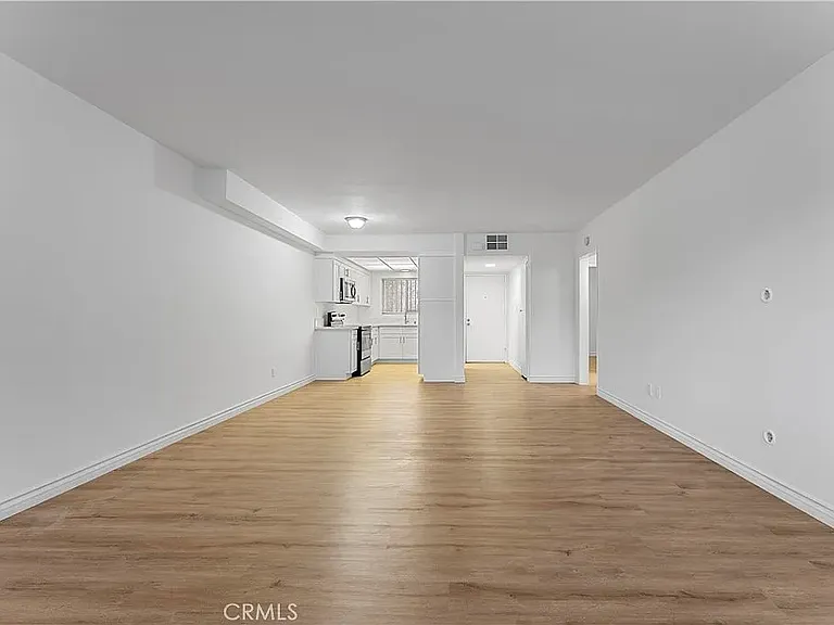 1015 N Michillinda Ave #114 — Photo 5