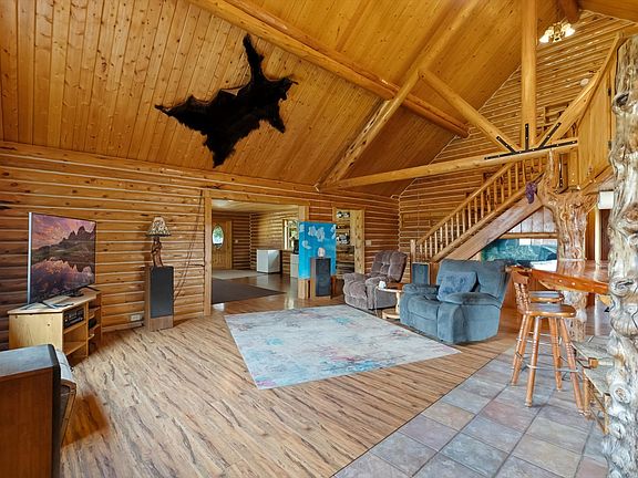 5th image of 536 Foley Ln