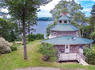 40 Rockinghorse Ln, Saint George, ME 04860