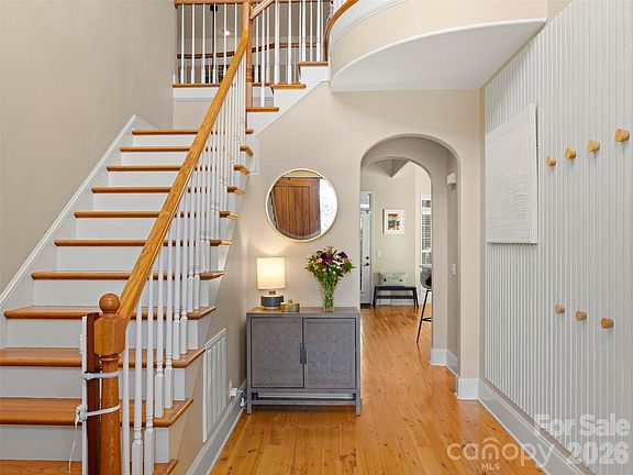4th image of 47 Ledgestone Dr