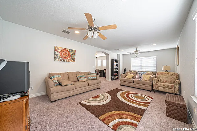 8923 Monument Parke — Photo 24