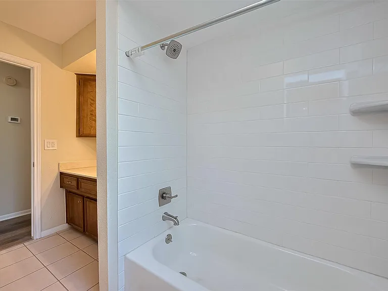 2762 Foliage Green Dr — Photo 24