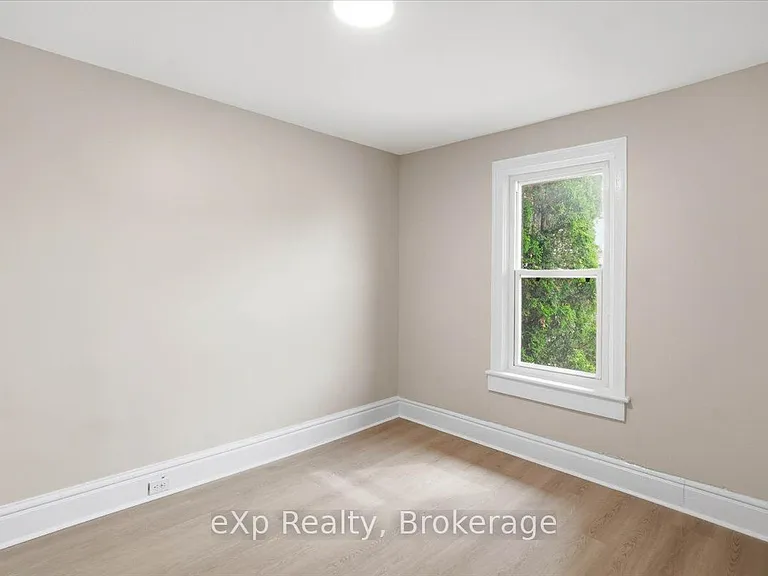 132 Macdonald Ave — Photo 18