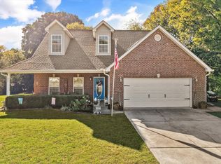 2017 Cherokee Dr, Maryville, TN 37801