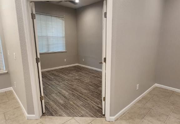 3rd image of 3073 White Oak Ct