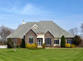 200 Summit Crest Ln, Shepherdstown, WV 25443