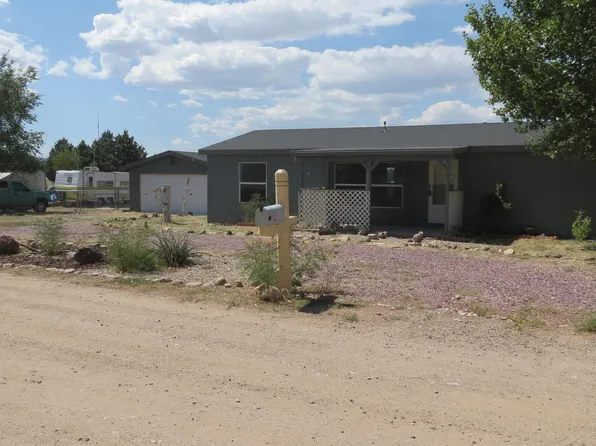 24200 N Bourbon Aly, Paulden, AZ 86334