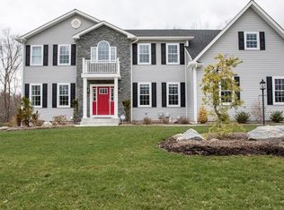 75 Cedar Forest Rd, Smithfield, RI 02917