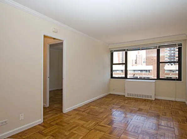 320 E 23rd St APT 12P, New York, NY 10010