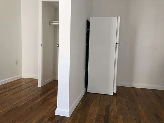 Rented by Michael Palmieri, LREB | media 23