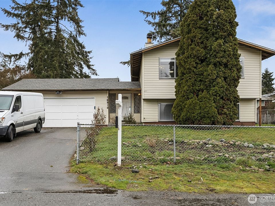 1st image of 16910 21st Avenue Ct E