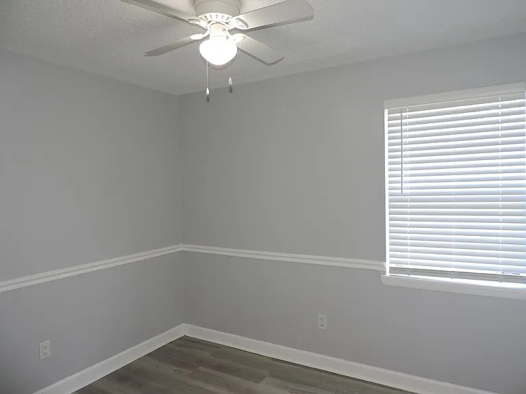 346 Quigley Rd — Photo 15
