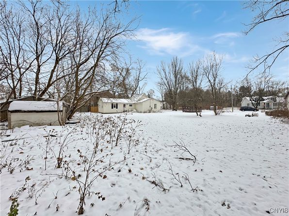 432 Lincoln Ave, Oneida, NY 13421