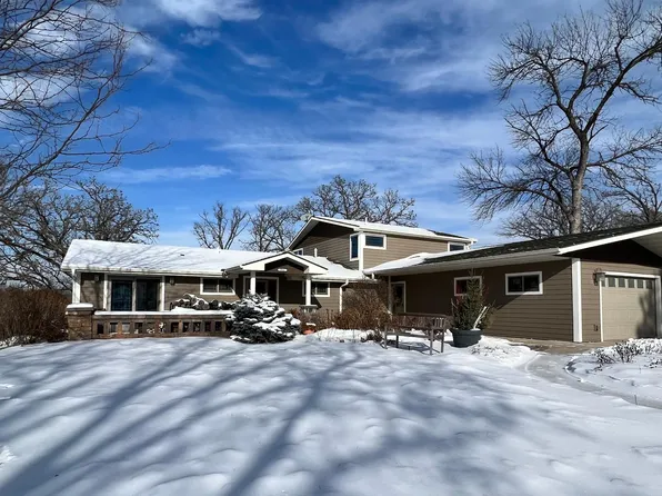 992 W Park St, Granite Falls, MN 56241