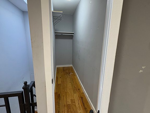4th image of 2065 E 54th St Floor 3