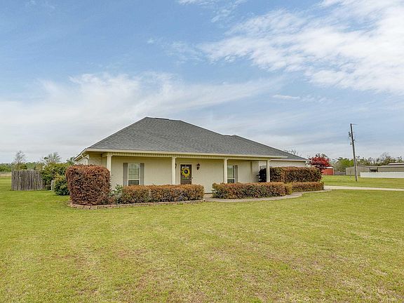 2nd image of 7 Indian Mound Rd