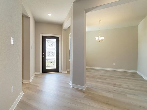 15087 Homing Meadow - Roosevelt - Foyer Dining Room