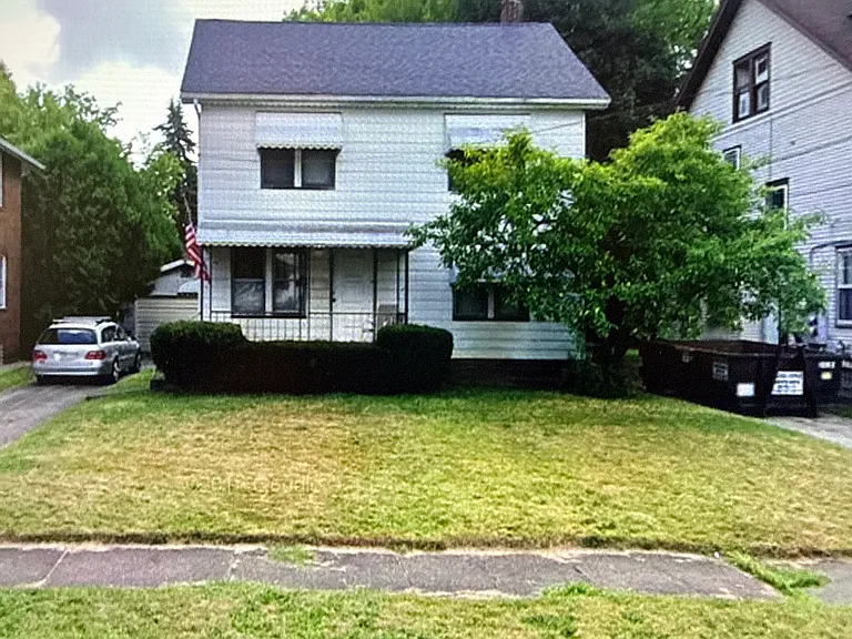 41 N Brockway Ave — Photo 1
