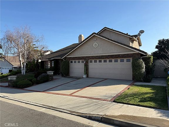 2nd image of 22924 Rio Lobos Rd