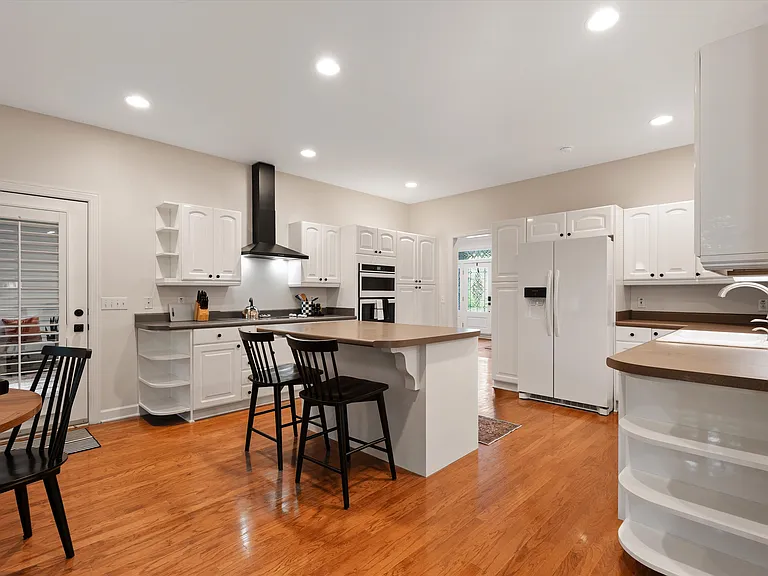604 Georgian Way #A — Photo 20