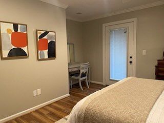 5th image of 1606 Jackson Ave E APT 4