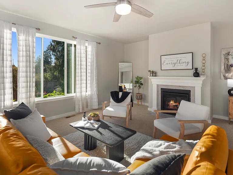 10701 Palisades St SE — Photo 9