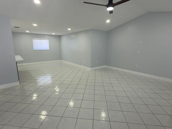 5th image of 101 Marina Ave