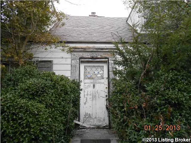 1141 Cecil Ave photo 1