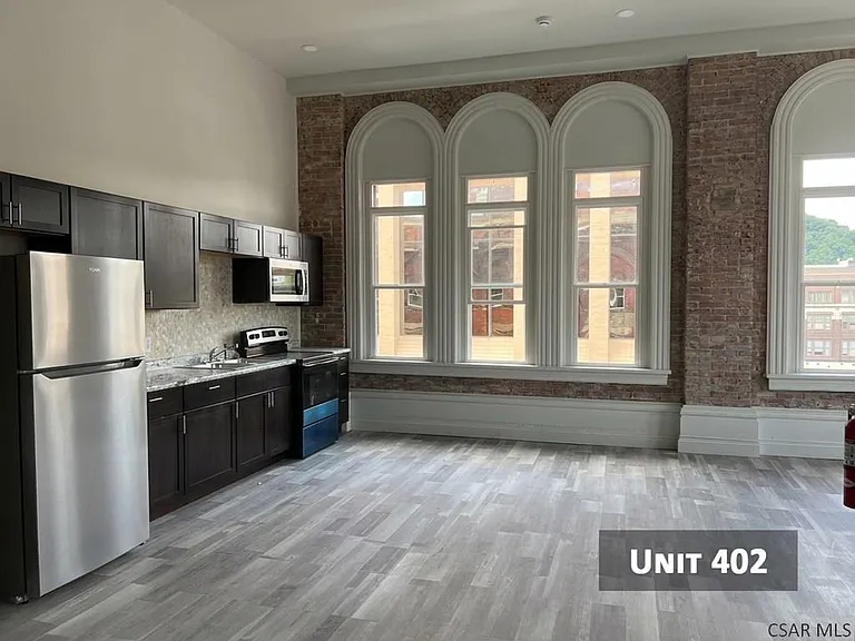 500 Main St #201 — Photo 21