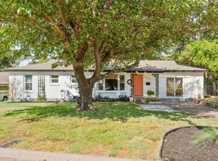 909 Acorn St, Bedford, TX 76022