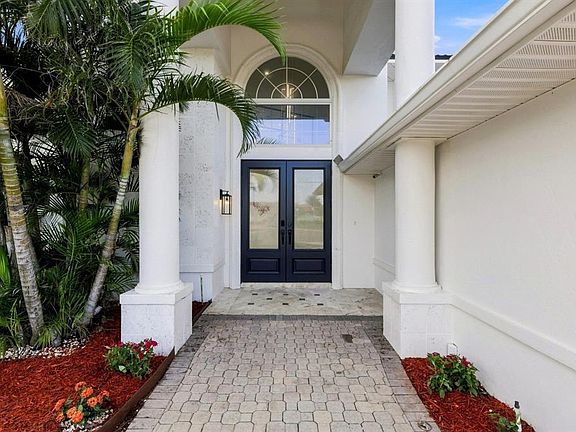 5th image of 461 PALM ISLAND NE