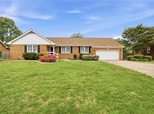 5324 Crossfield Rd, Virginia Beach, VA 23464
